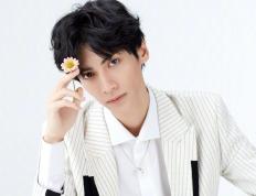 开云下载-篮网生死战力克火箭，锡安欧冠淘汰赛独揽风云，篮球世界的双重奏鸣