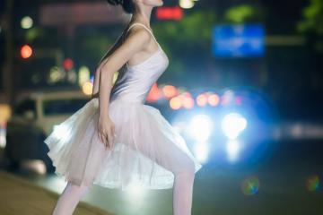 开云体育登录-攻防转换枢纽，布雷默如何引领摩洛哥的战术压制