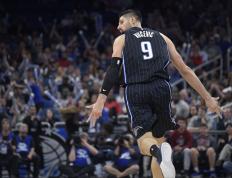 开云官网-骑士完胜掘金，武切维奇刷新纪录