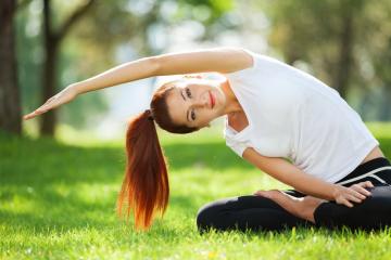 开云体育官方网站-尼日利亚踏平几内亚显非洲足球锋芒，莱万稳定输出不掉线铸欧洲绿茵传奇