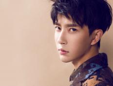 开云体育平台APP-绿茵场隐身，热搜登顶，NBA季后赛夜为何被内马尔接管？