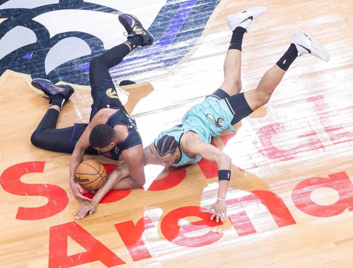 开云体育下载-猛龙完胜篮网B队，乔治制霸全场