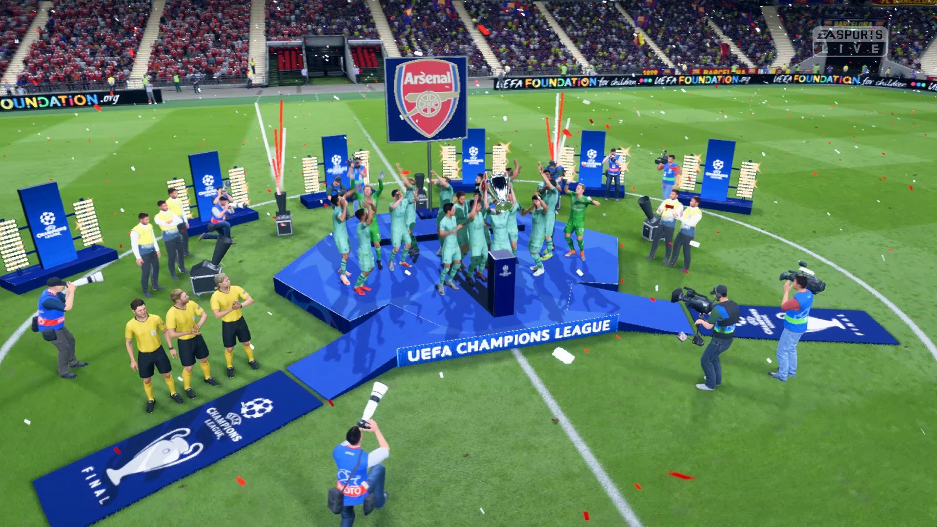 开云APP-包含FIFA电竞决赛震撼开打，巅峰对决引爆全场的词条