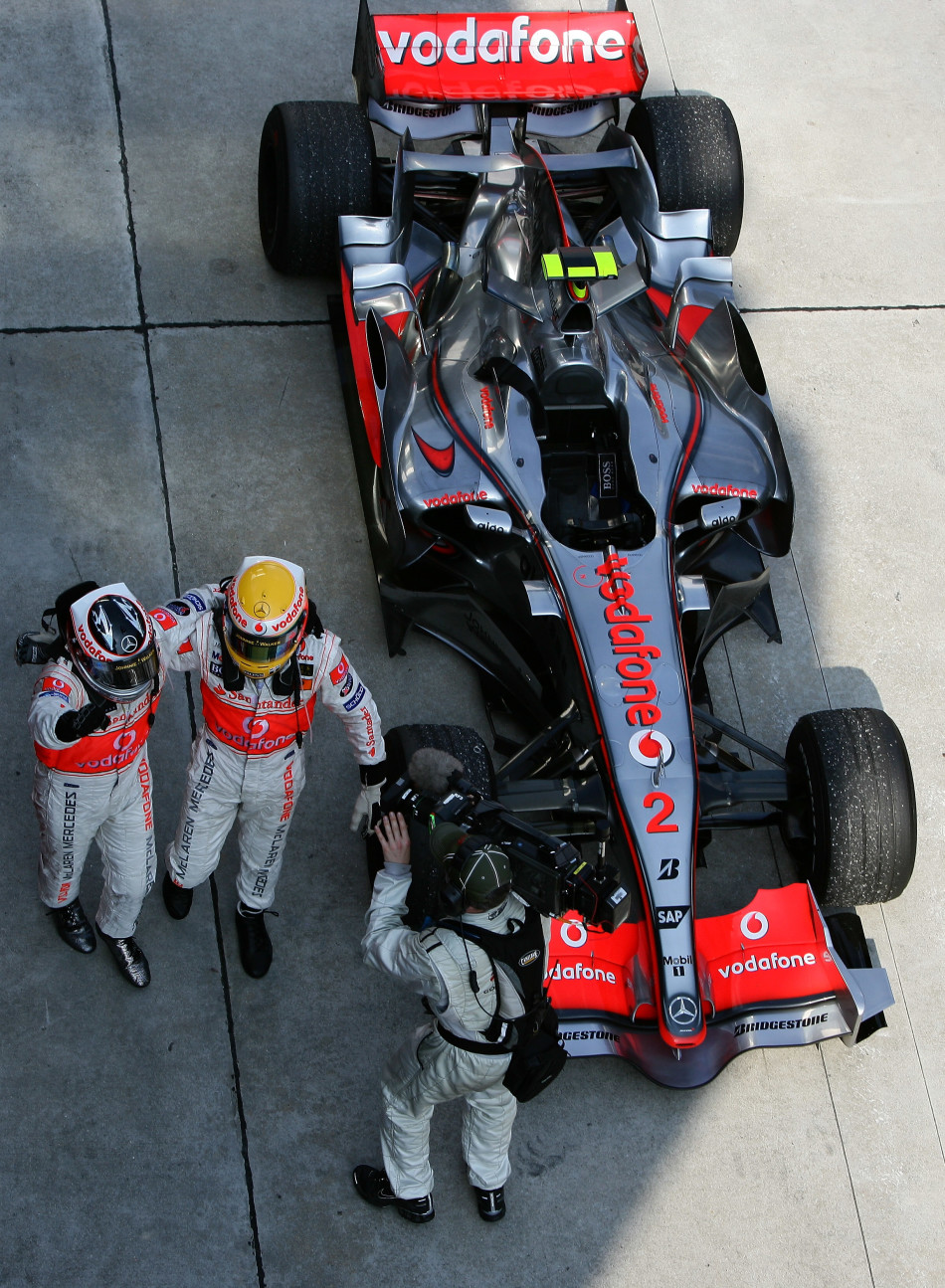 开云体育-梅赛德斯碾压迈凯伦，阿隆索状态火热