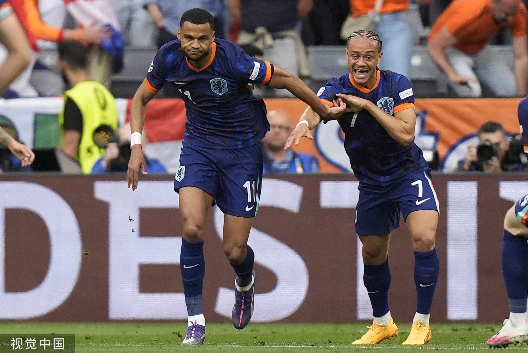 开云体育入口-克罗地亚险胜荷兰,伊布点燃赛场