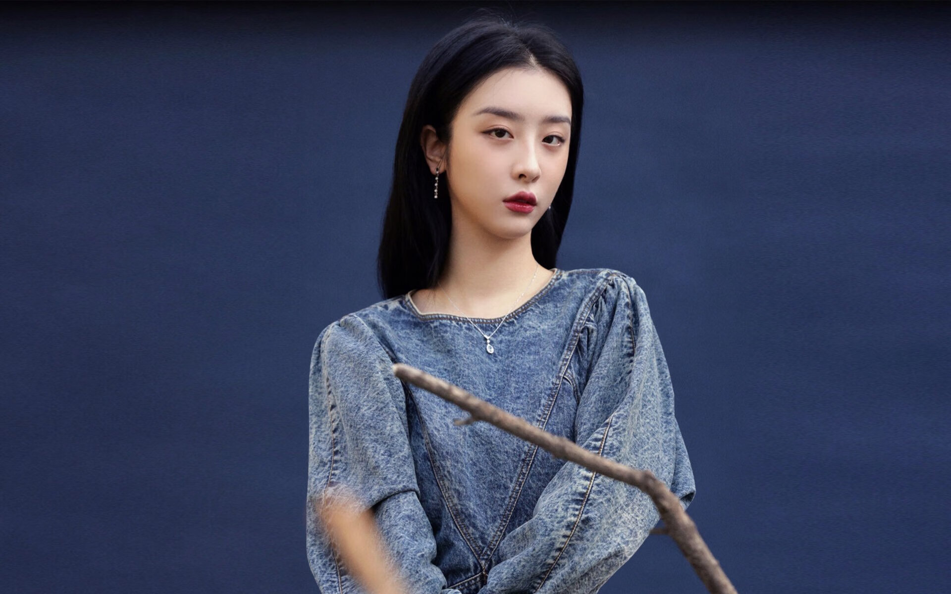 开云体育中国-欧冠惊天冷门，波兰铁骑粉碎曼城，特奥焦点之战完美接管