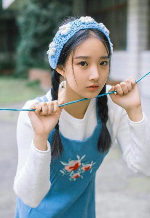 开云平台-米切尔关键时刻站出来！活塞险胜深圳队，末节15分诠释巨星本色