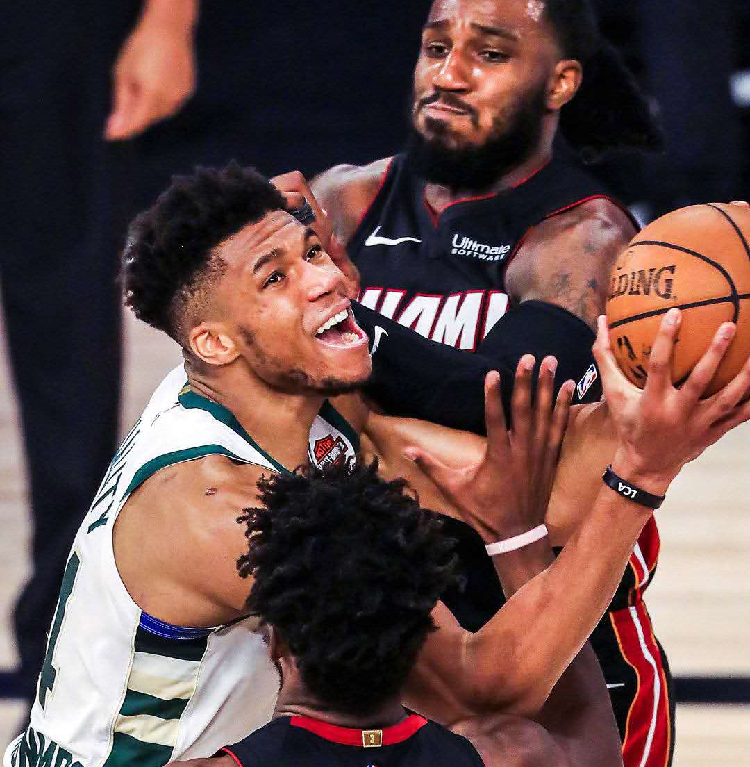 开云体育APP下载-活塞击败雄鹿，欧文在德甲争冠战接管比赛