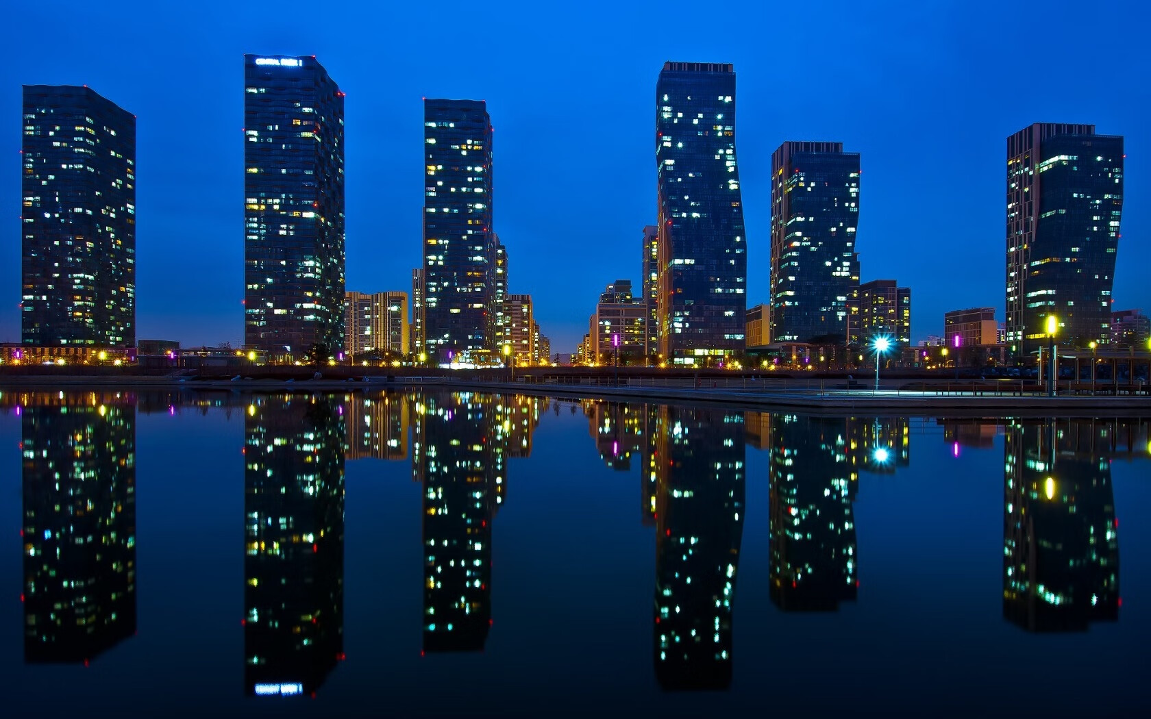 开云官网-哈利伯顿进攻端无人可挡，当魔力超越数据，广东队如何提前终结悬念？