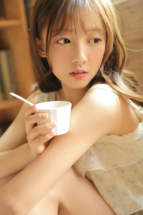 开云体育平台APP-赛道极寒与球场烈焰，当F1引擎轰鸣撞上桑巴足球的脉搏