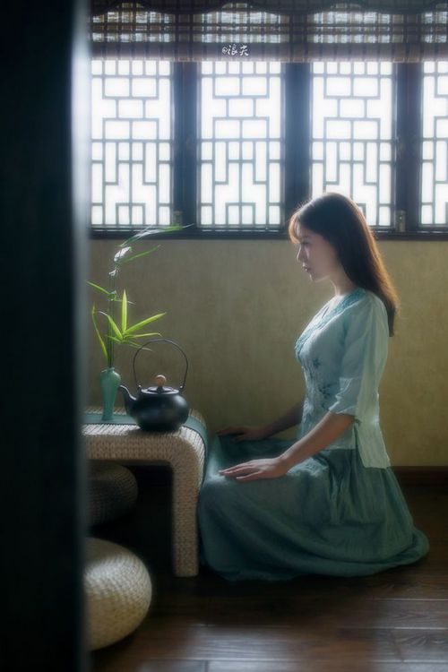 开云平台-范乔丹降神时刻!范弗利特44分打懵雄鹿,步行者奇迹晋级